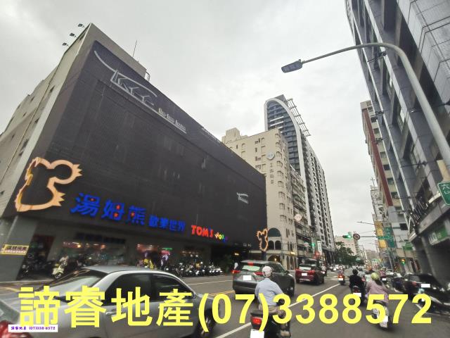 高雄前金透天-3